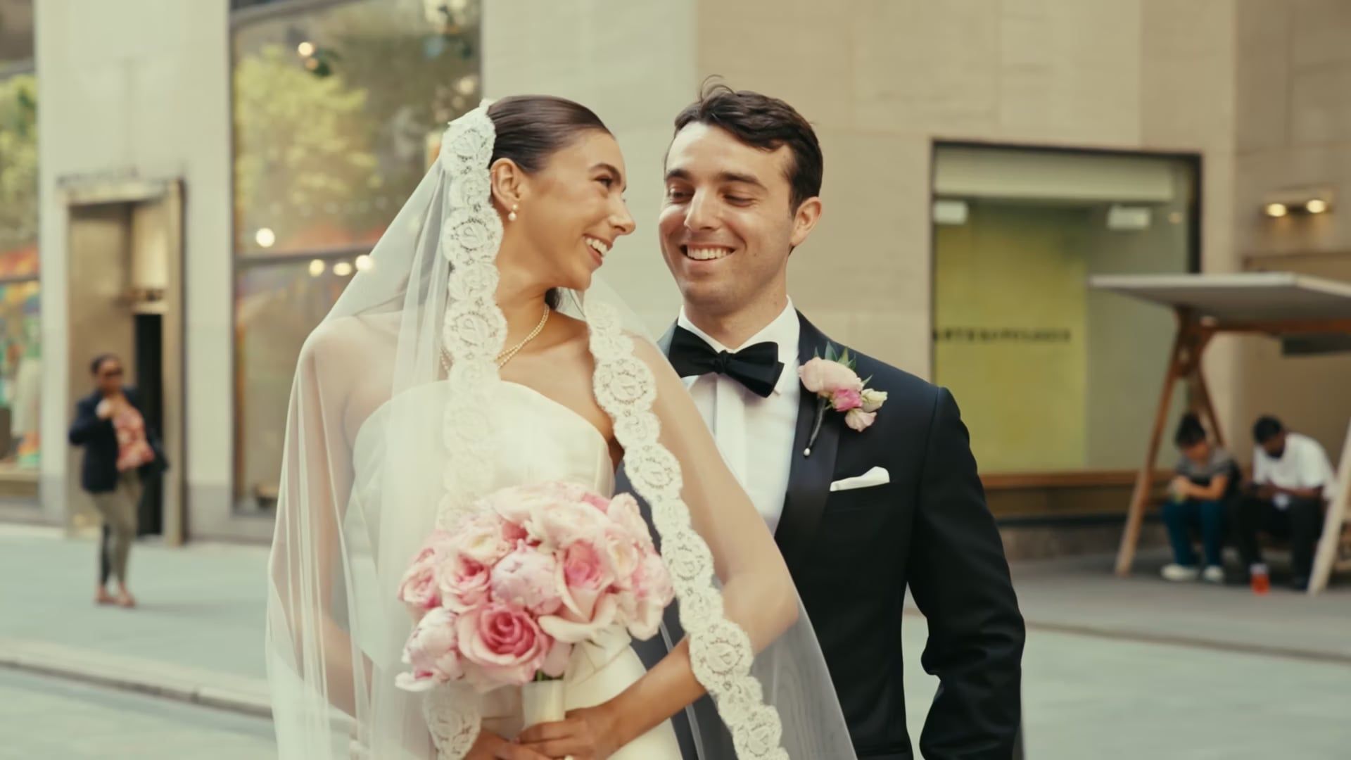 Victoria & Robert