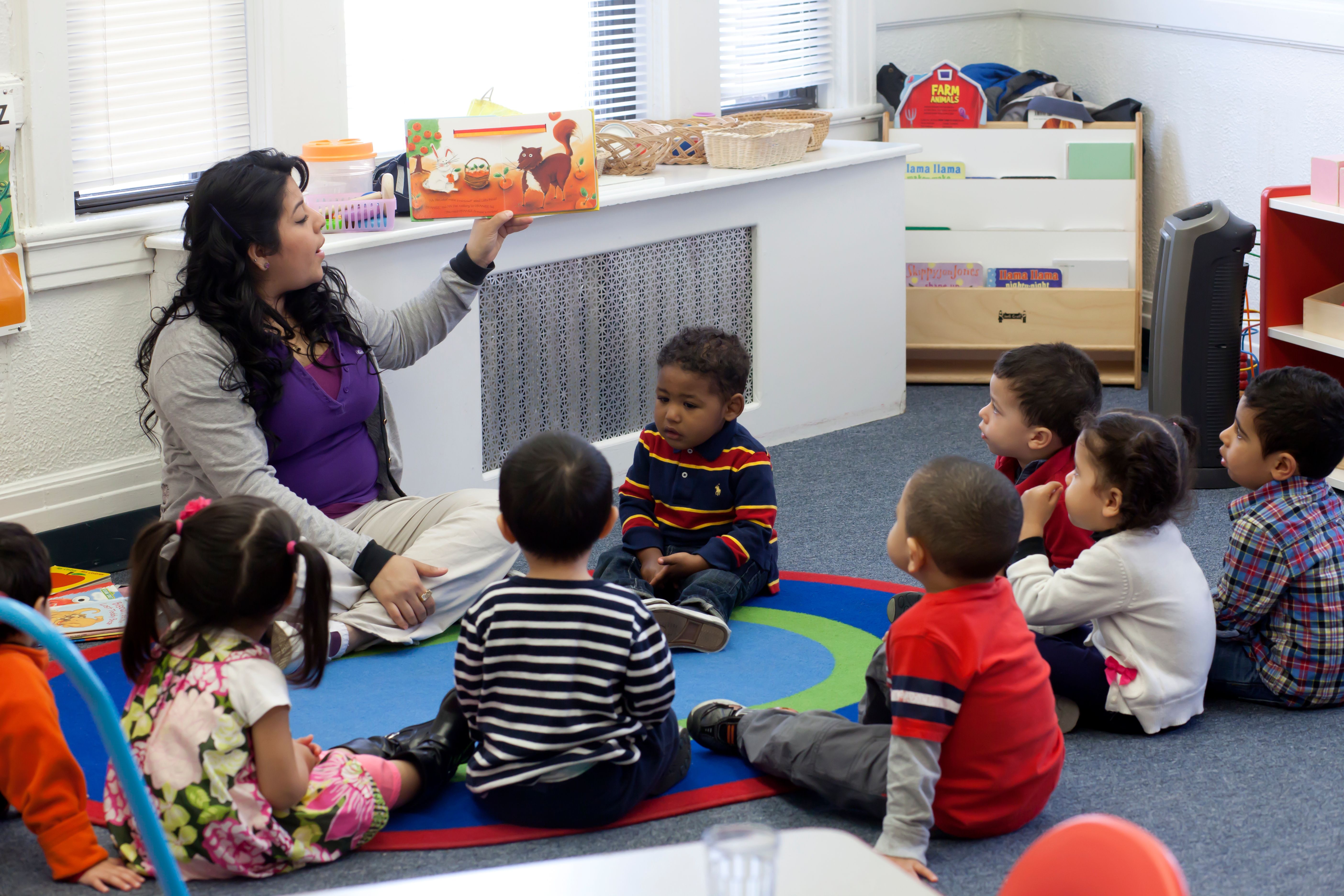 Why Montessori Is a Good Choice for Toddlers | Apple Montessori Schools