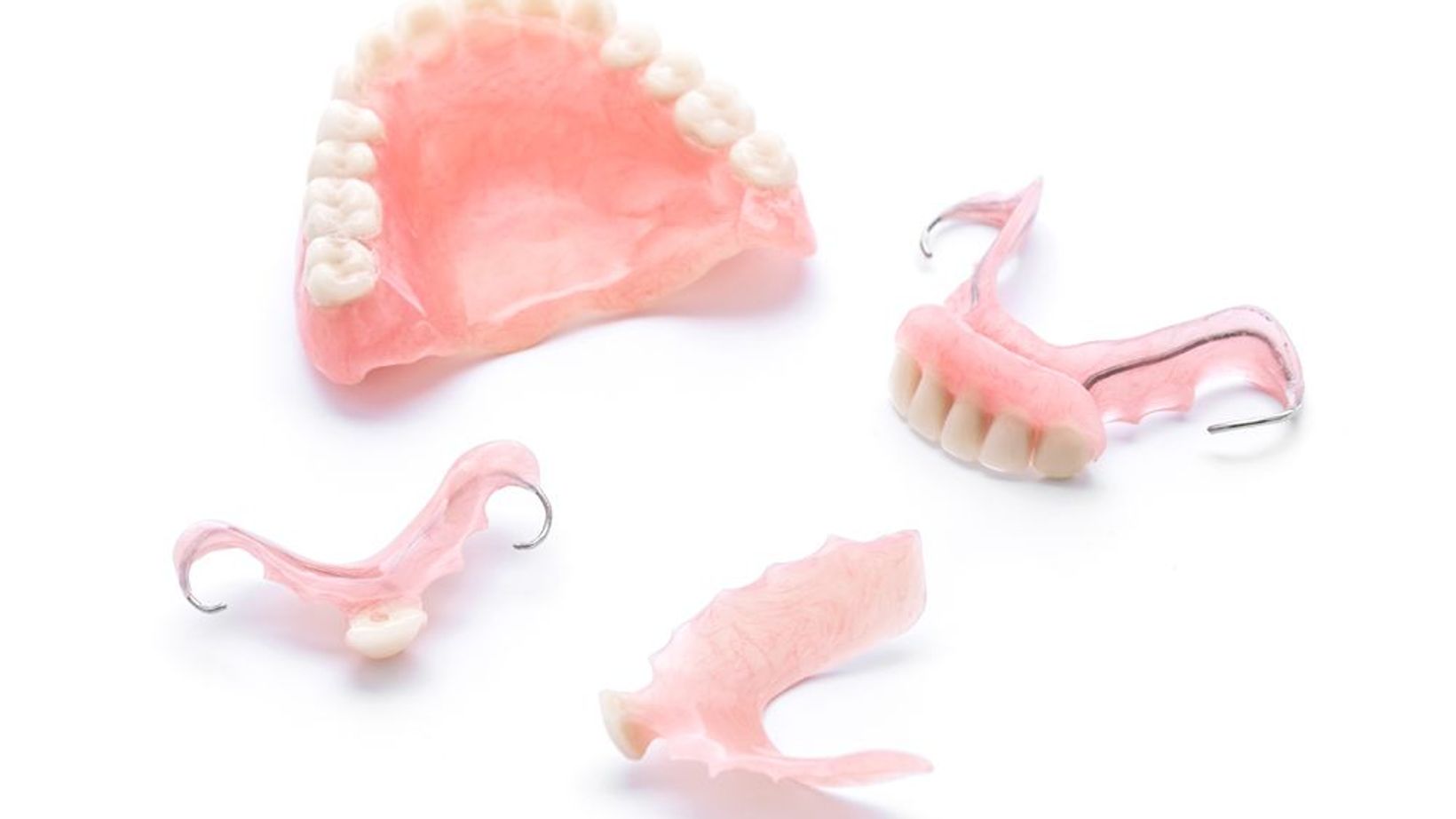 A Look at Full vs. Partial Dentures