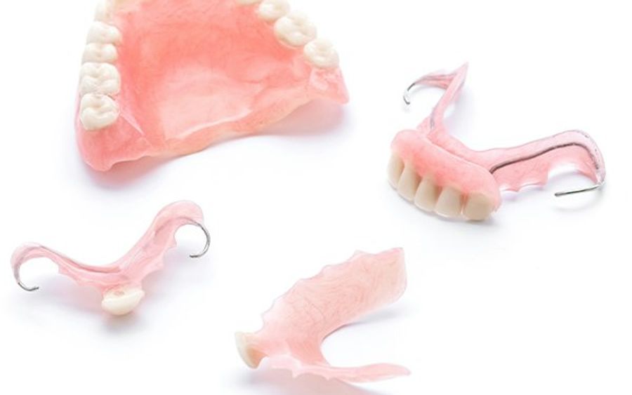 Full and partial dentures