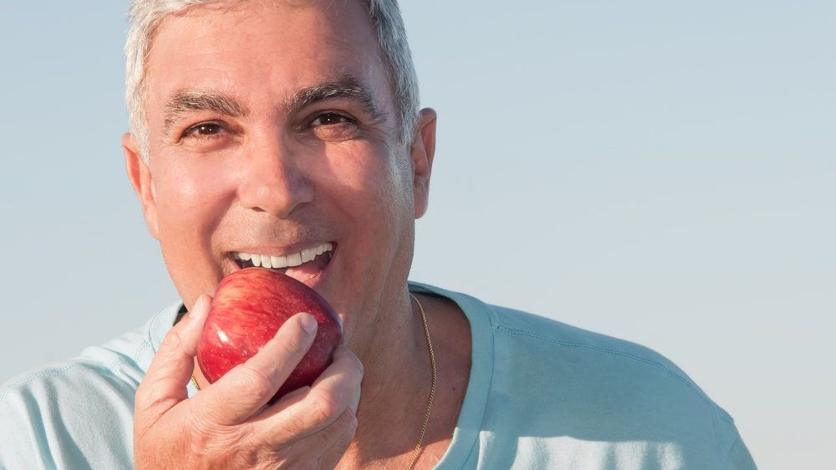 Eating with Dentures