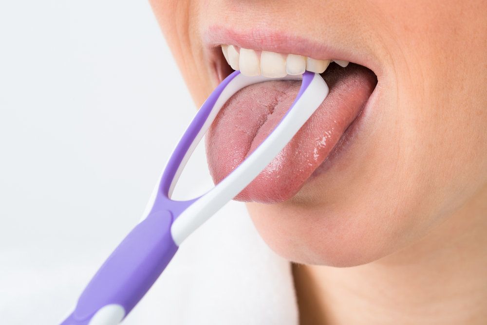 The Benefits of Tongue Scrapers