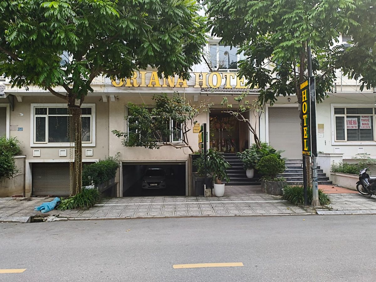 Exterior of Oriana Hotel