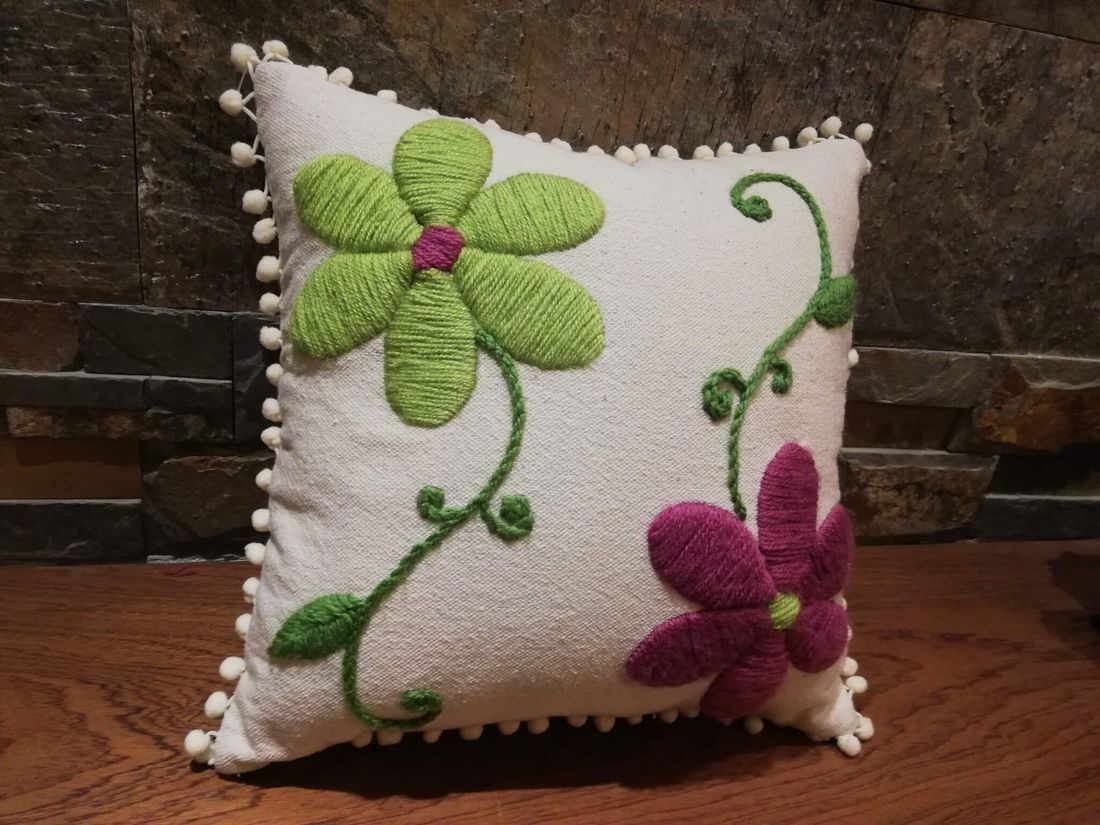 وسادة — 2 Colorful Flowers — Cushion — 2 Colorful Flowers (5)