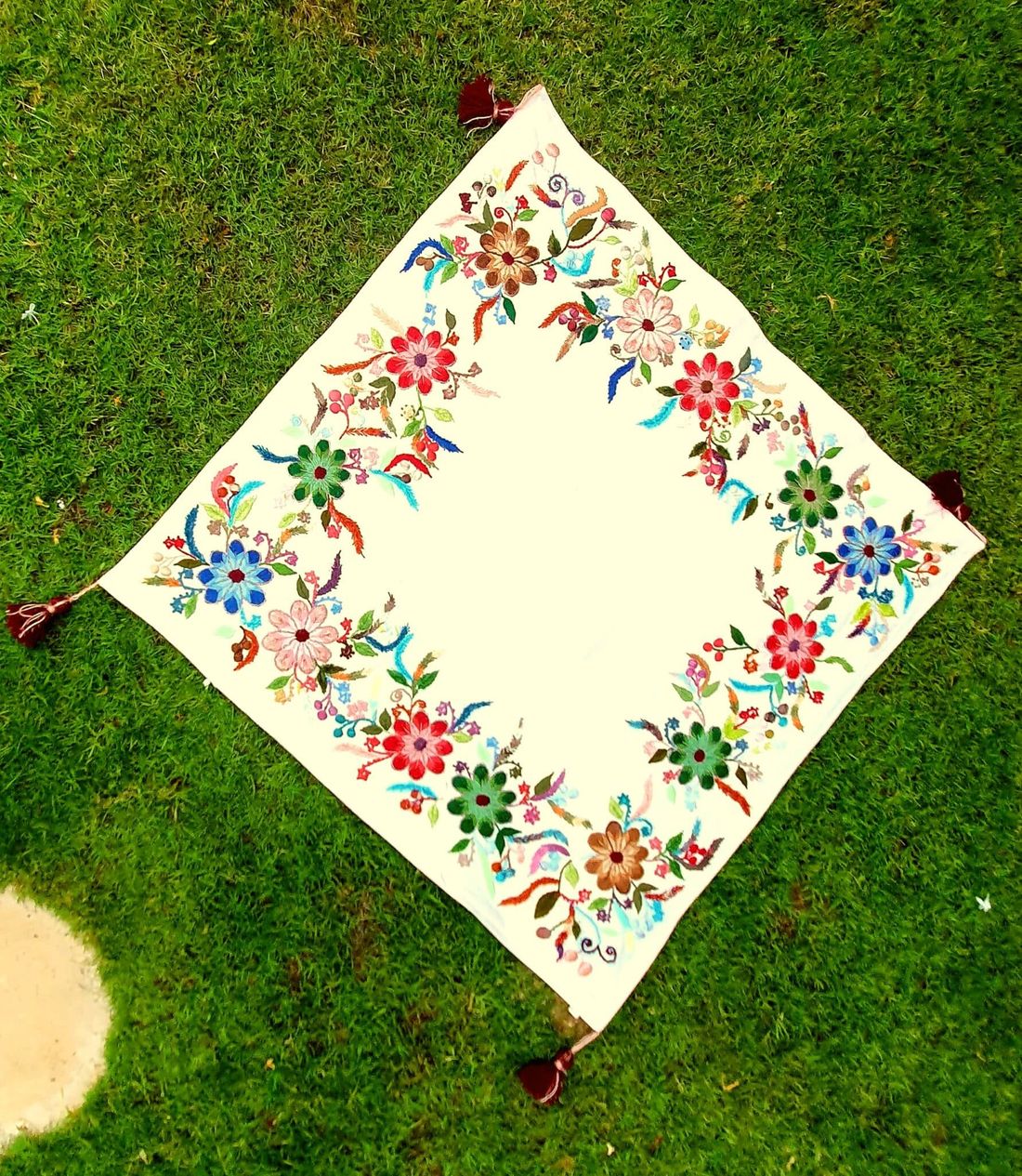 مفرش — Square Table Cloth Classic Colors — Runner — Square Table Cloth Classic Colors (4)