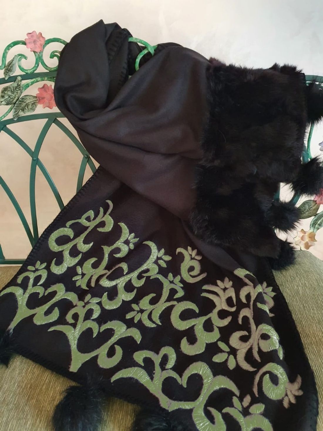 شال صوف — أرابيسك أسود ورمادي — Shawl — Wool Arabesque Black & Grey (3)