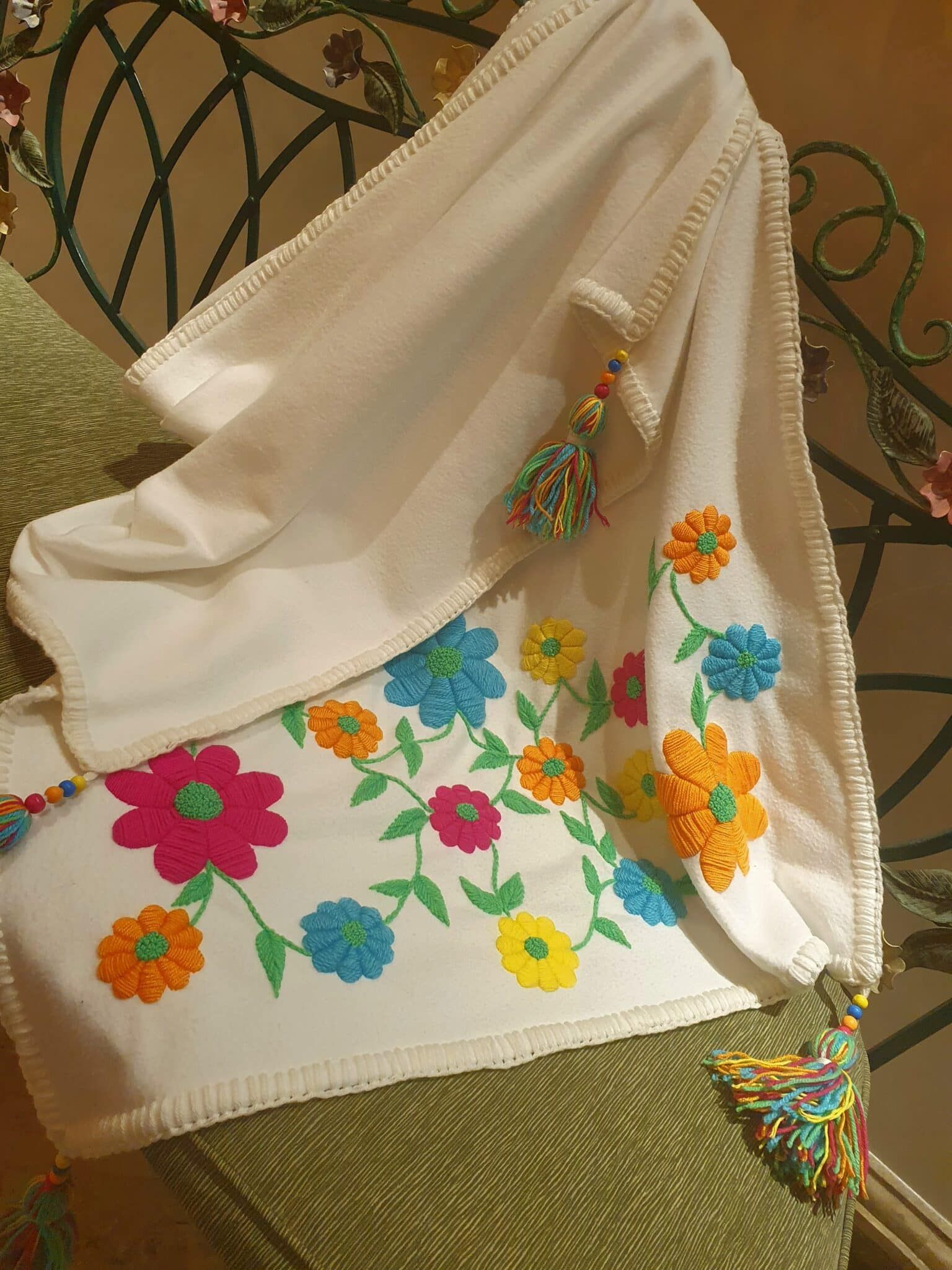 شال شتوي — صن شاين كلاسيك — Shawl — Winter Sun Shine Classic