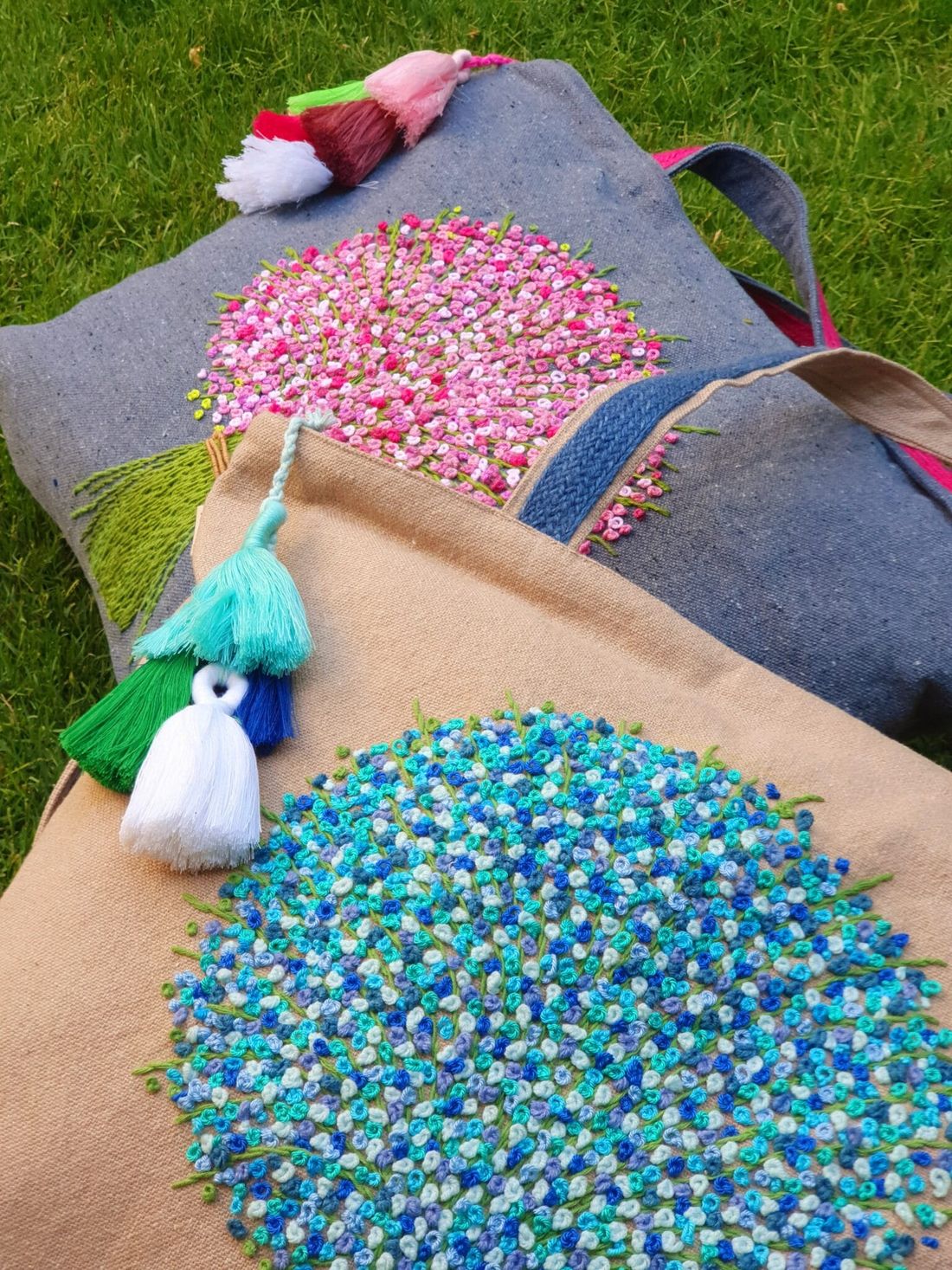 شنطة — Beach Dots Of Flowers (Beig &Blue) — Bag — Beach Dots Of Flowers (Beig &Blue) (4)