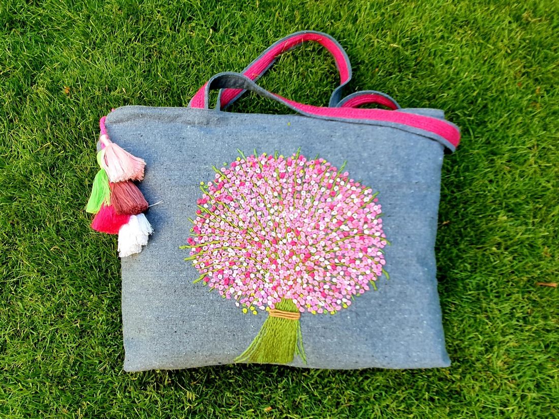 شنطة — Beach Dots Of Flowers (Beig &Blue) — Bag — Beach Dots Of Flowers (Beig &Blue) (6)