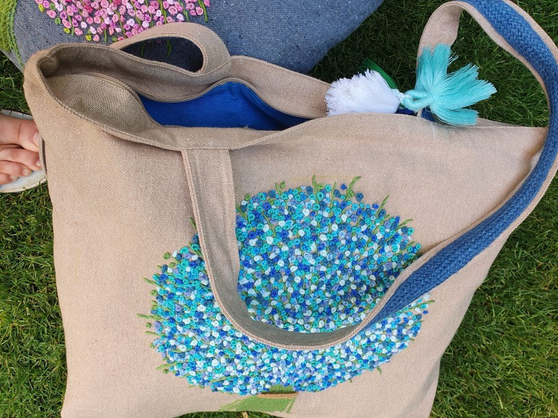 شنطة — Beach Dots Of Flowers (Beig &Blue) — Bag — Beach Dots Of Flowers (Beig &Blue) (2)