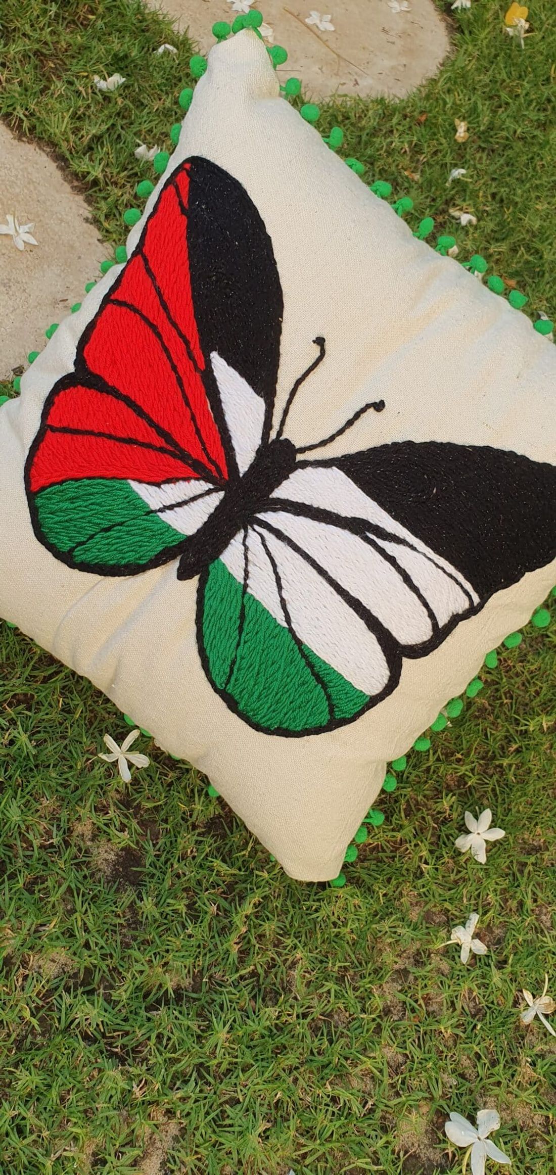 وسادة — Palestin Butterfly — Cushion — Palestin Butterfly (2)