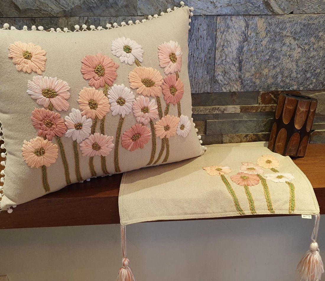 وسادة — Peache Flowers — Cushion — Peache Flowers (2)