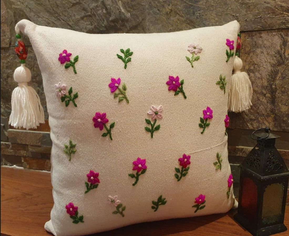 وسادة — Foshia Lazy Daisy — Cushion — Foshia Lazy Daisy (1)