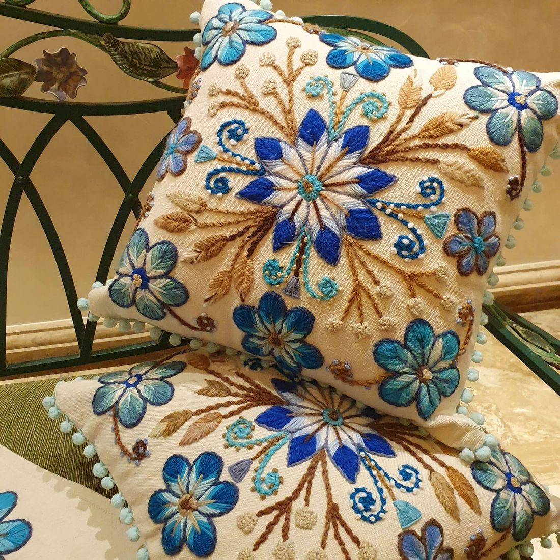 وسادة — Brazilian Blue Off-White — Cushion — Brazilian Blue Off-White (2)