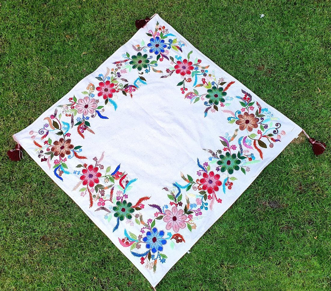 مفرش — Square Table Cloth Classic Colors — Runner — Square Table Cloth Classic Colors (5)