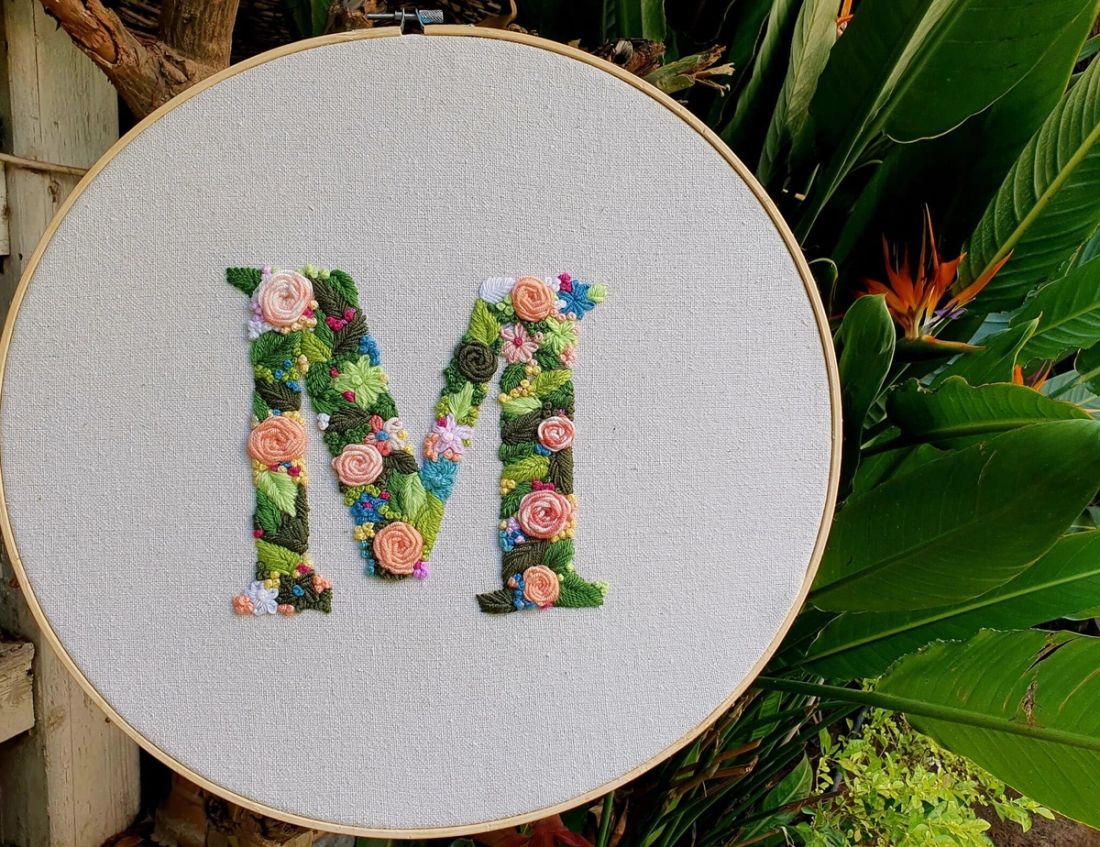 تابلوه - هدية بحرفك — Gift Tableau - Flowery Customized Letter (2)