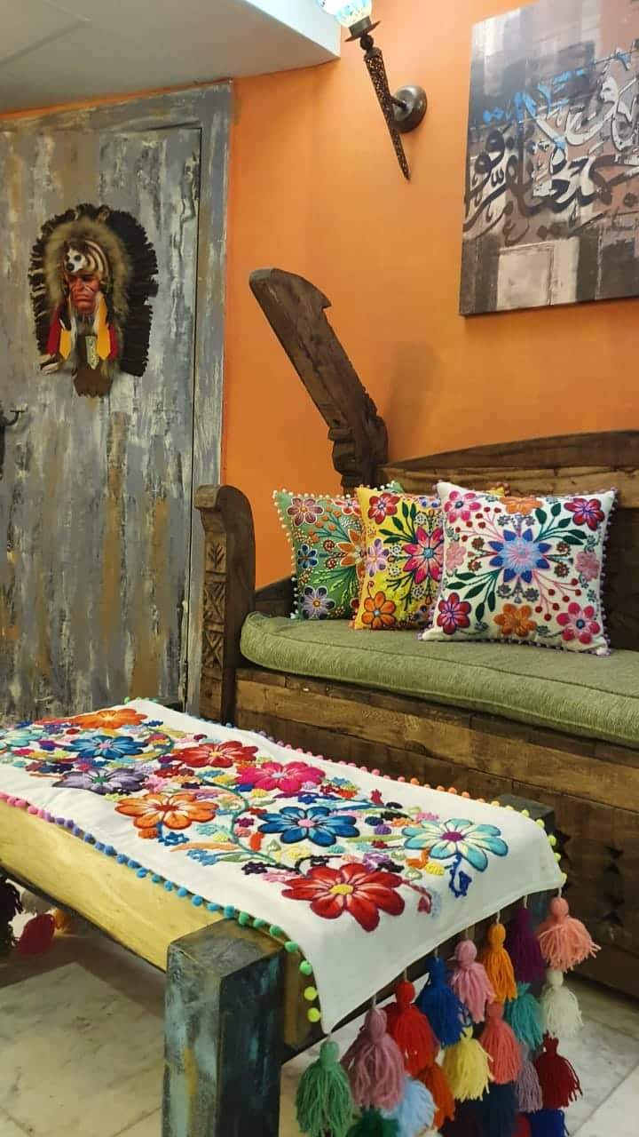 مفارش وطاولات — Table Runners