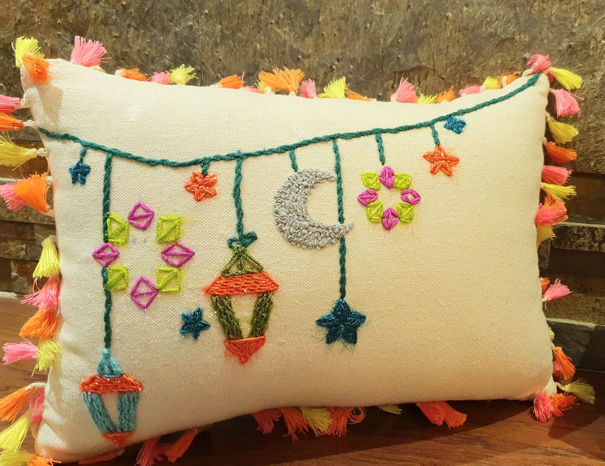 وسادة — Franchat Zina — Cushion — Franchat Zina