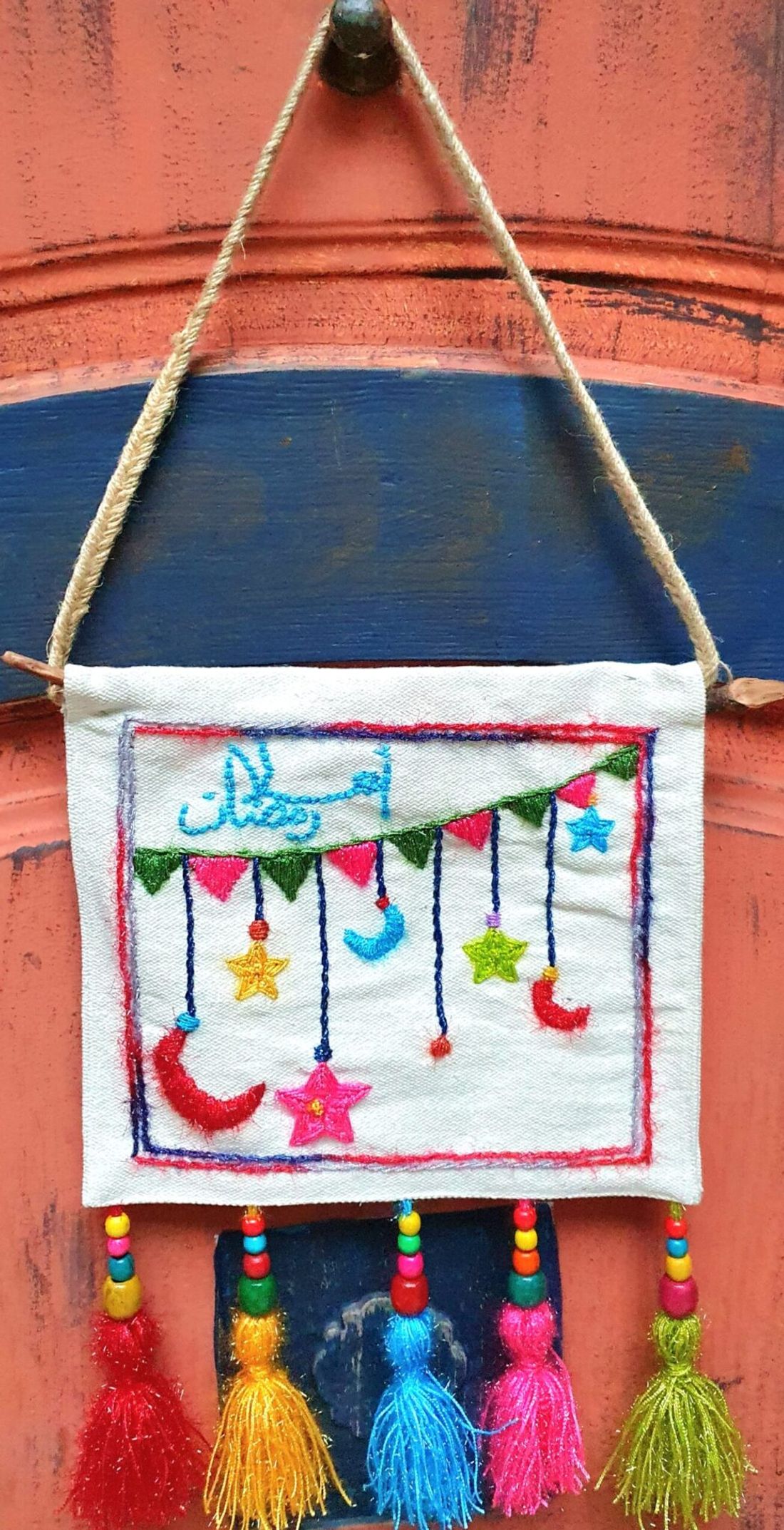 معلّقة — Zeenet Ramadan — Wall Hanging — Zeenet Ramadan (2)