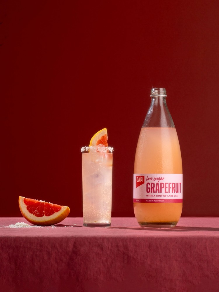 Low Sugar Grapefruit 750ml Lifestyle