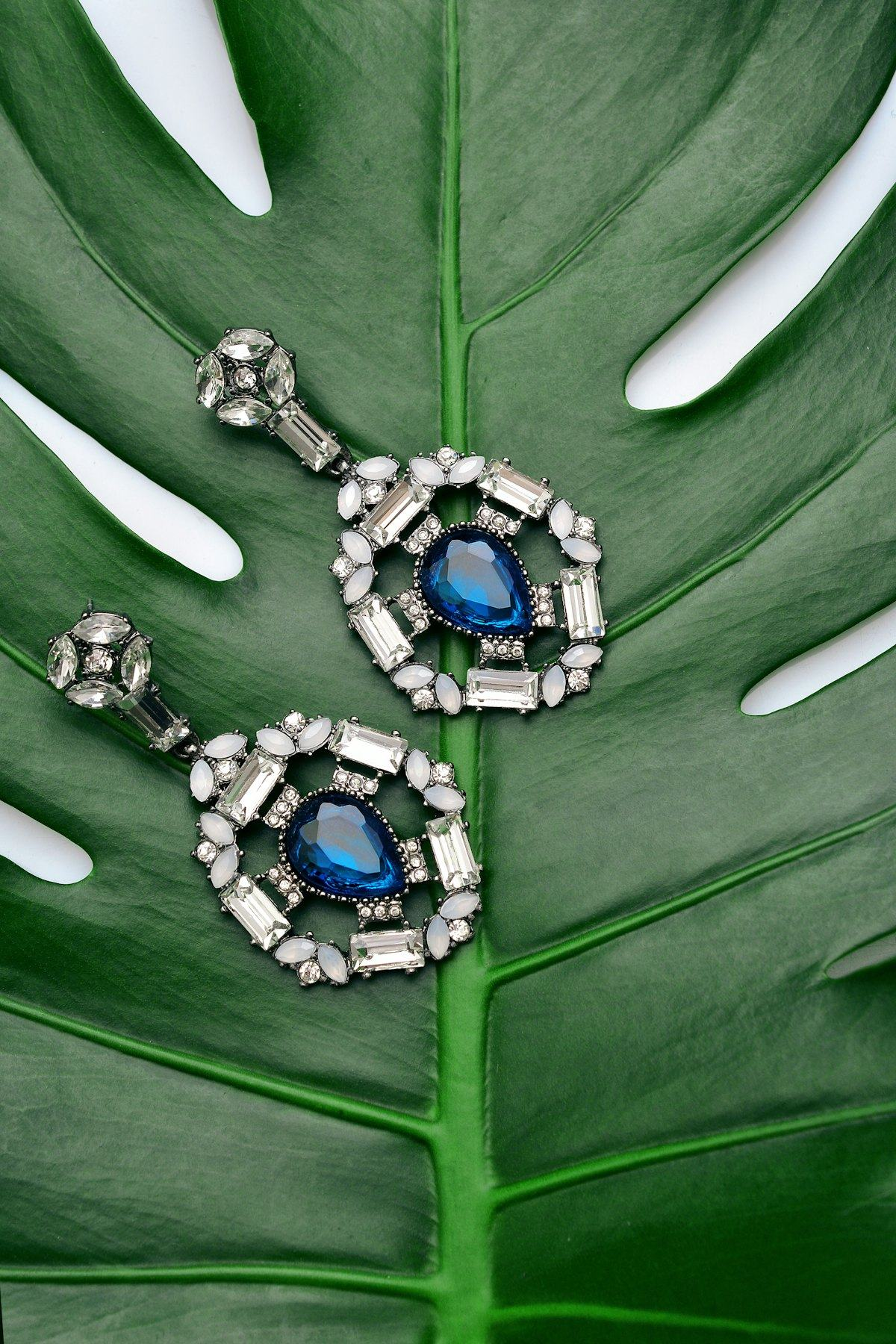 Earrings Category Banner
