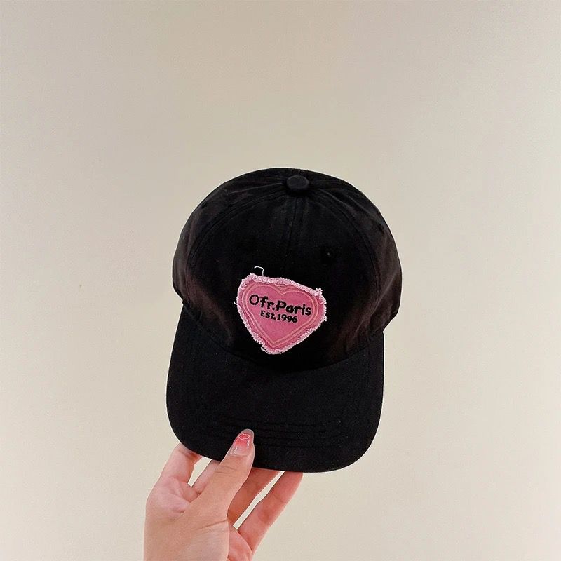 Love Hat