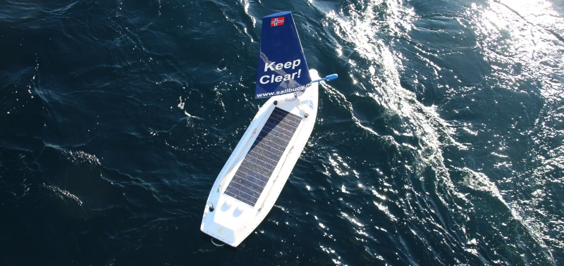 vind and sun powered unmanned sailbuoy seen from above