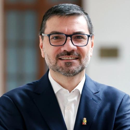 Dr. Cristian Cabalin
