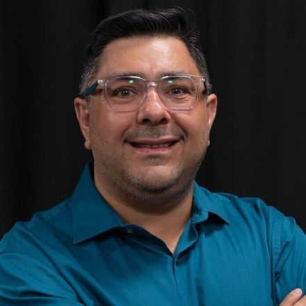Dr. Alejandro Morales Vargas