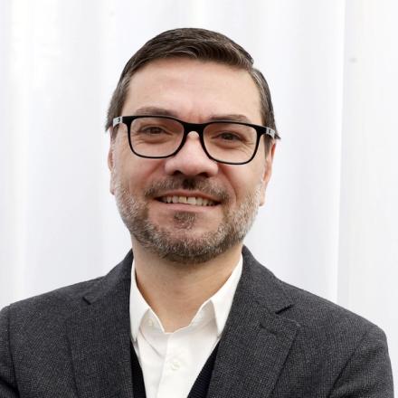 Dr. Cristian Cabalin