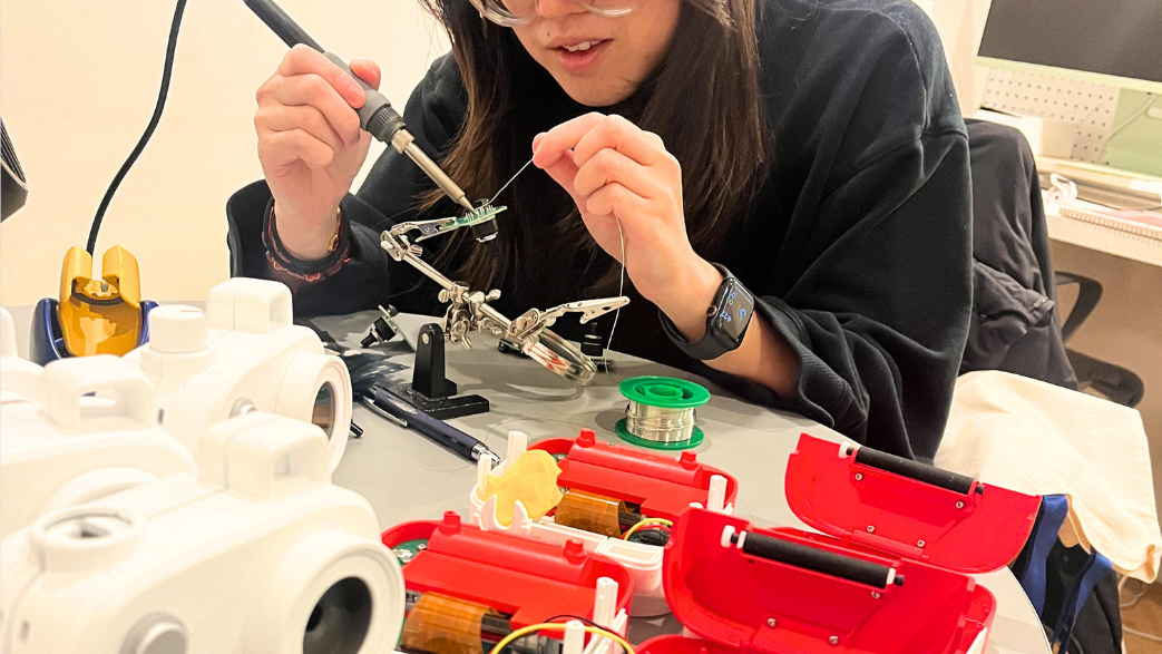 Working With the Garage Door Up: Creative Technologist-in-Residence Kelin Carolyn Zhang on Design, Prototyping, and Creative AI