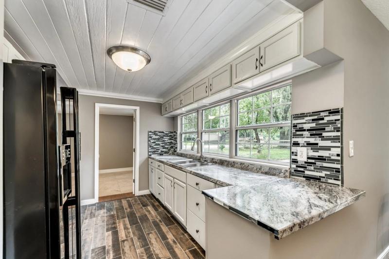 Classic Kitchen Remodel with Granite Countertops