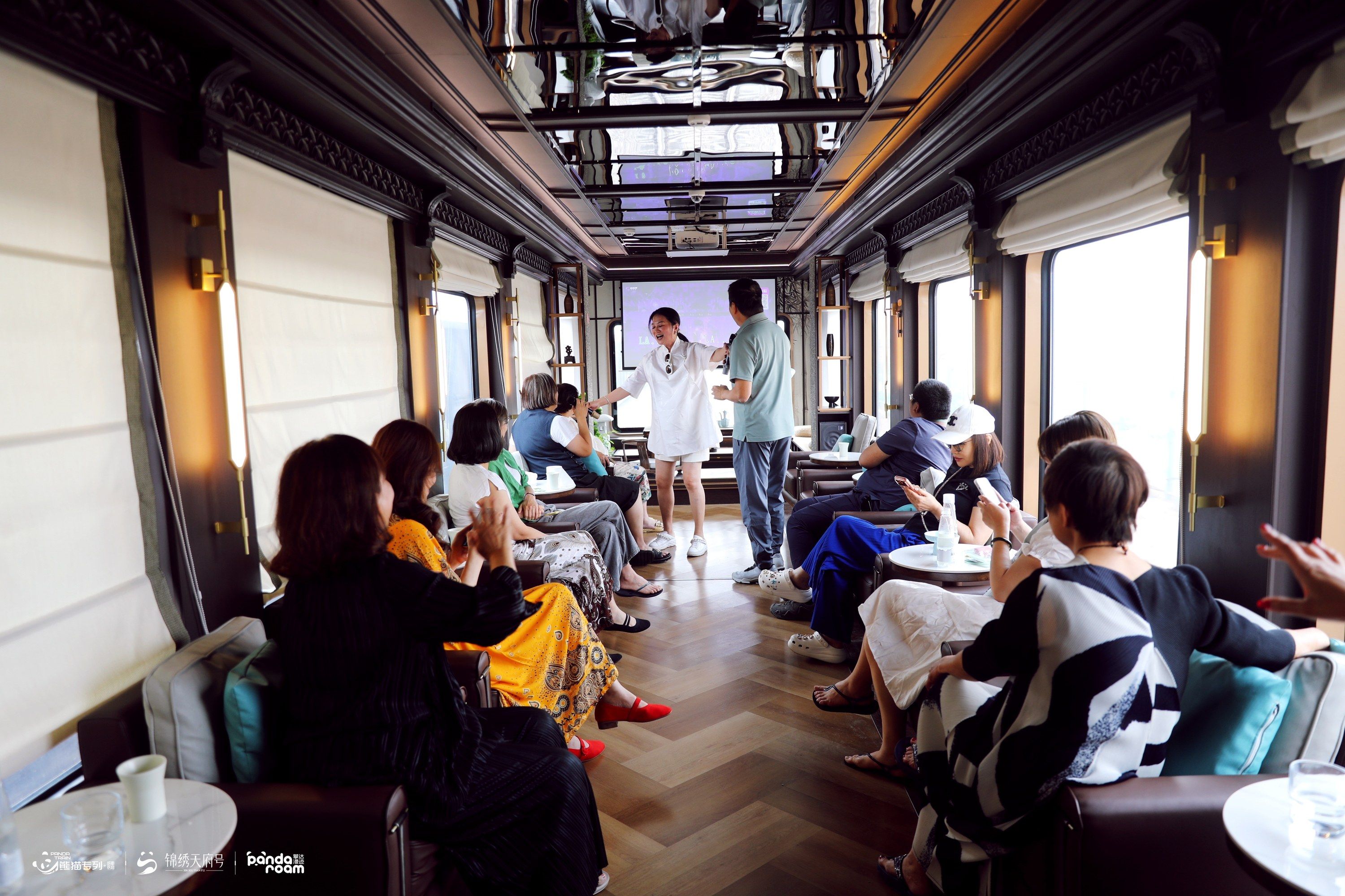 锦绣天府号-新疆行 列车生活 preview image
