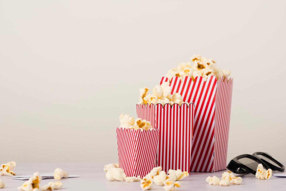different-size-popcorn-buckets