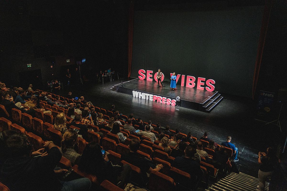3-prednaskova-sala-seo-vibes-effectix