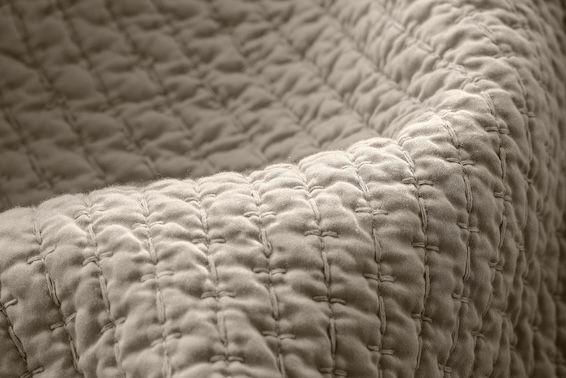 TEXTURED STITCH QUILT