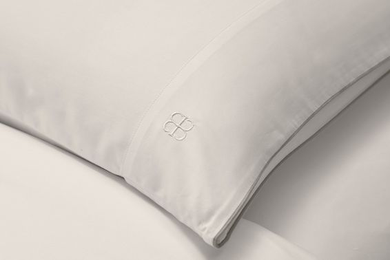 PILLOWCASES & SHAMS