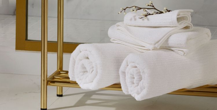 BATH TOWELS