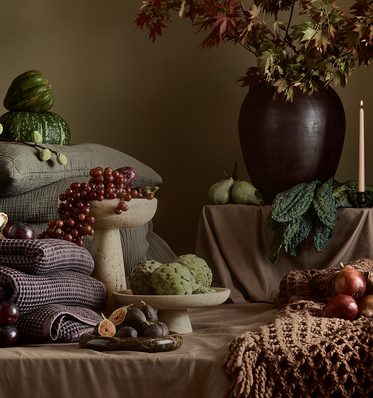 The Deeply Comforting
Colors Of The Season