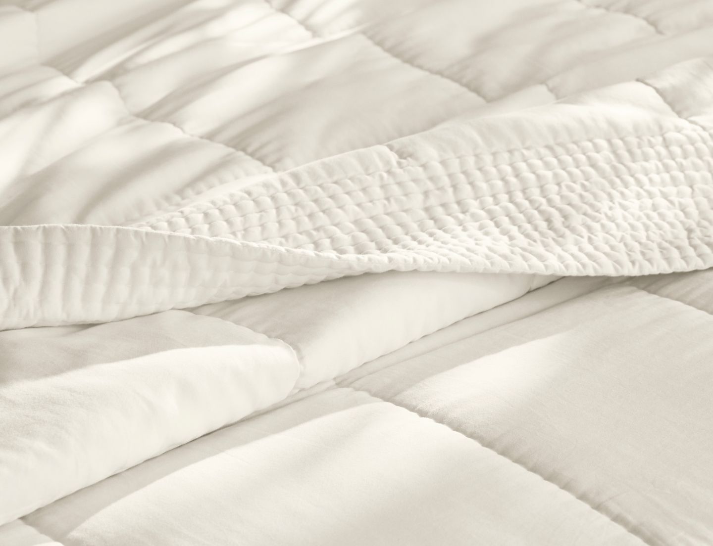 Signature Handstitched Quilt Boll & Branch