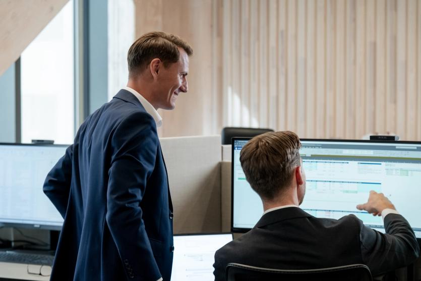 Underwriters in discussion in Bergen