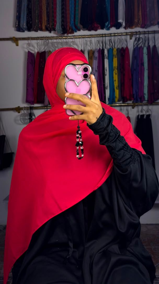 Chiffon with undercap