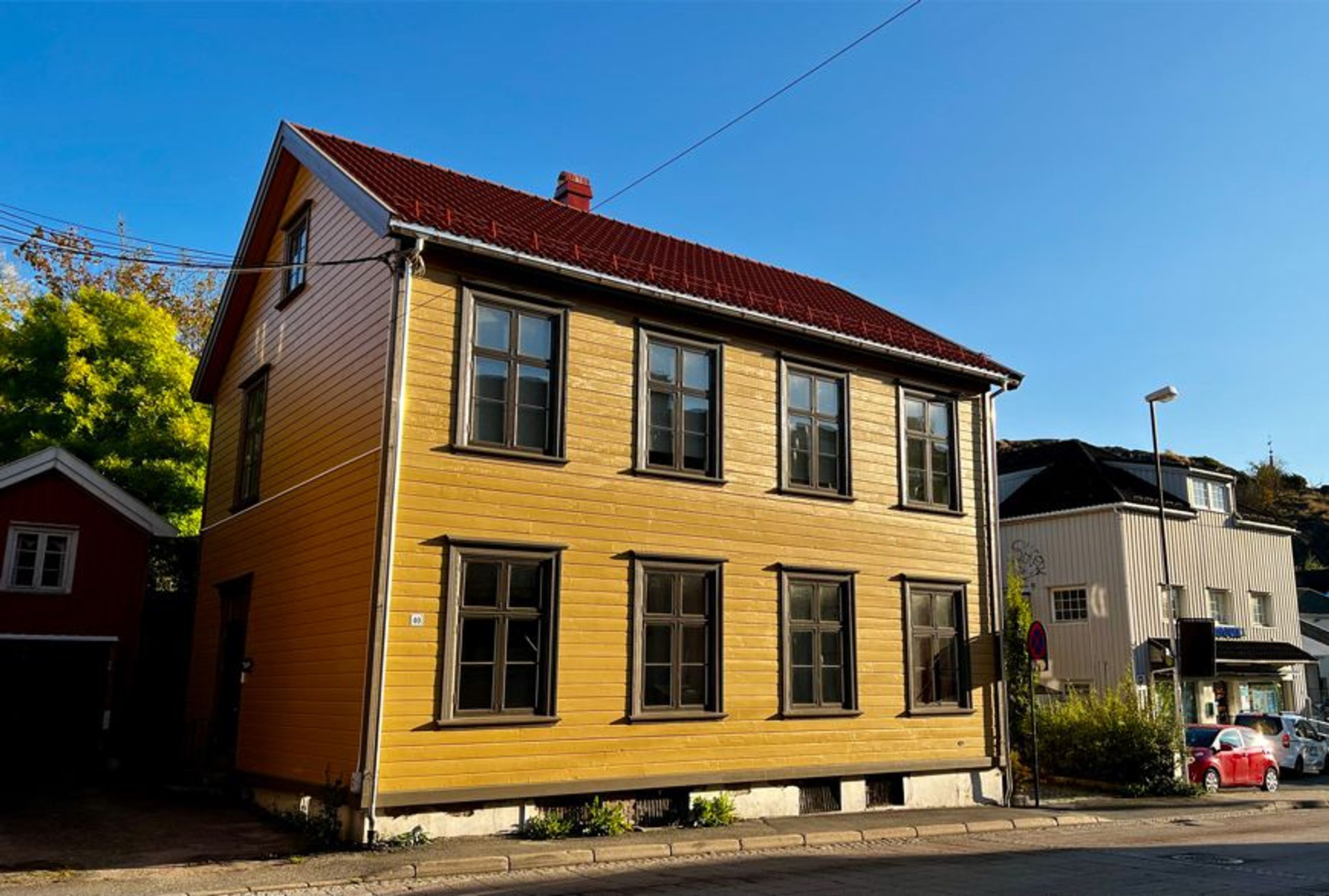 Kontorlokalene fra utsiden