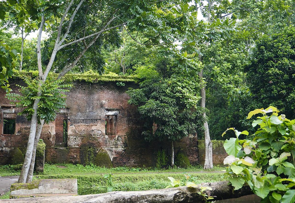 দালাল বাজার জমিদার বাড়ি