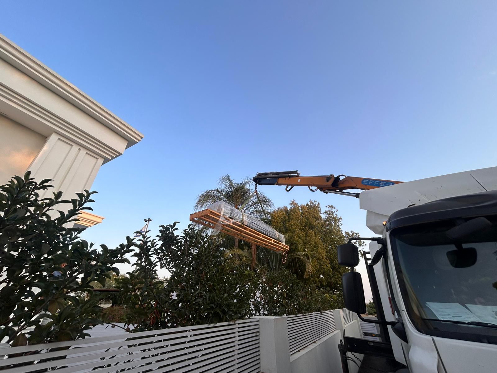 תמונה 2 של שירות ציוד גדול / מיוחד