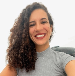 Ana Caroline Mahé