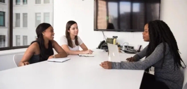 4 dicas para você ir bem na sua entrevista de emprego