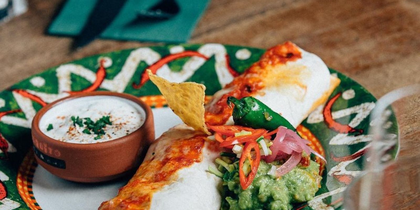 BURRITOS & TACOS