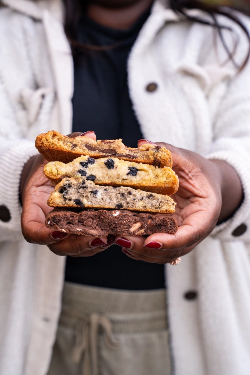 MOLTN cookie gift box