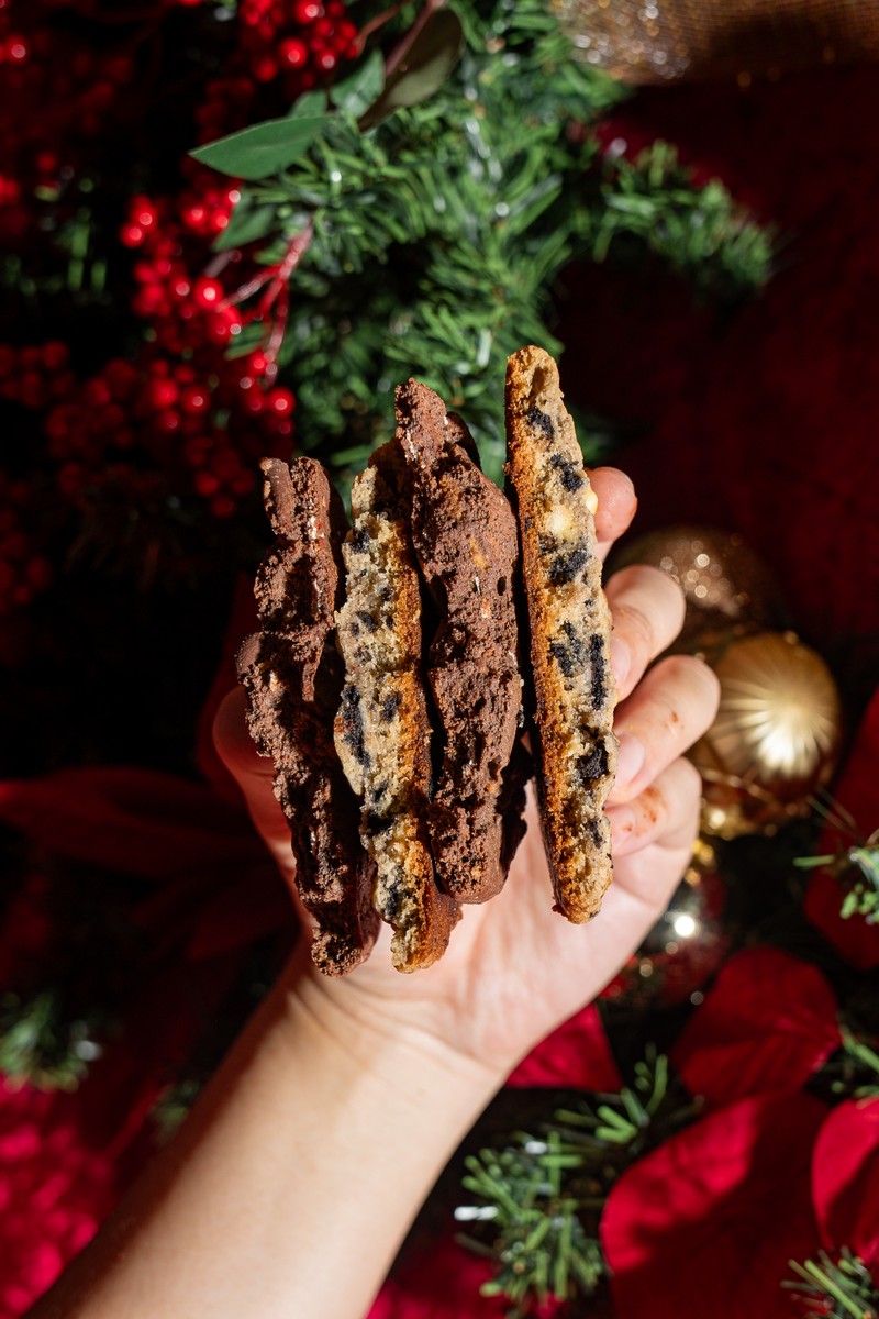 MOLTN cookie gift box